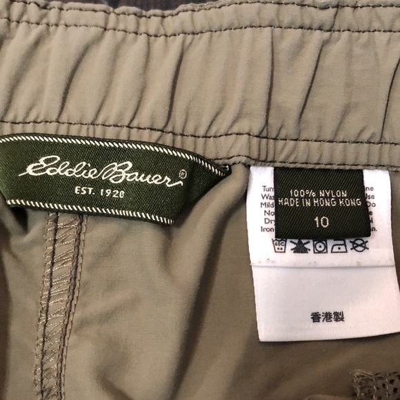 EDDIE Bauer women’s nylon khaki Capri pants. EUC! - Picture 4 of 7